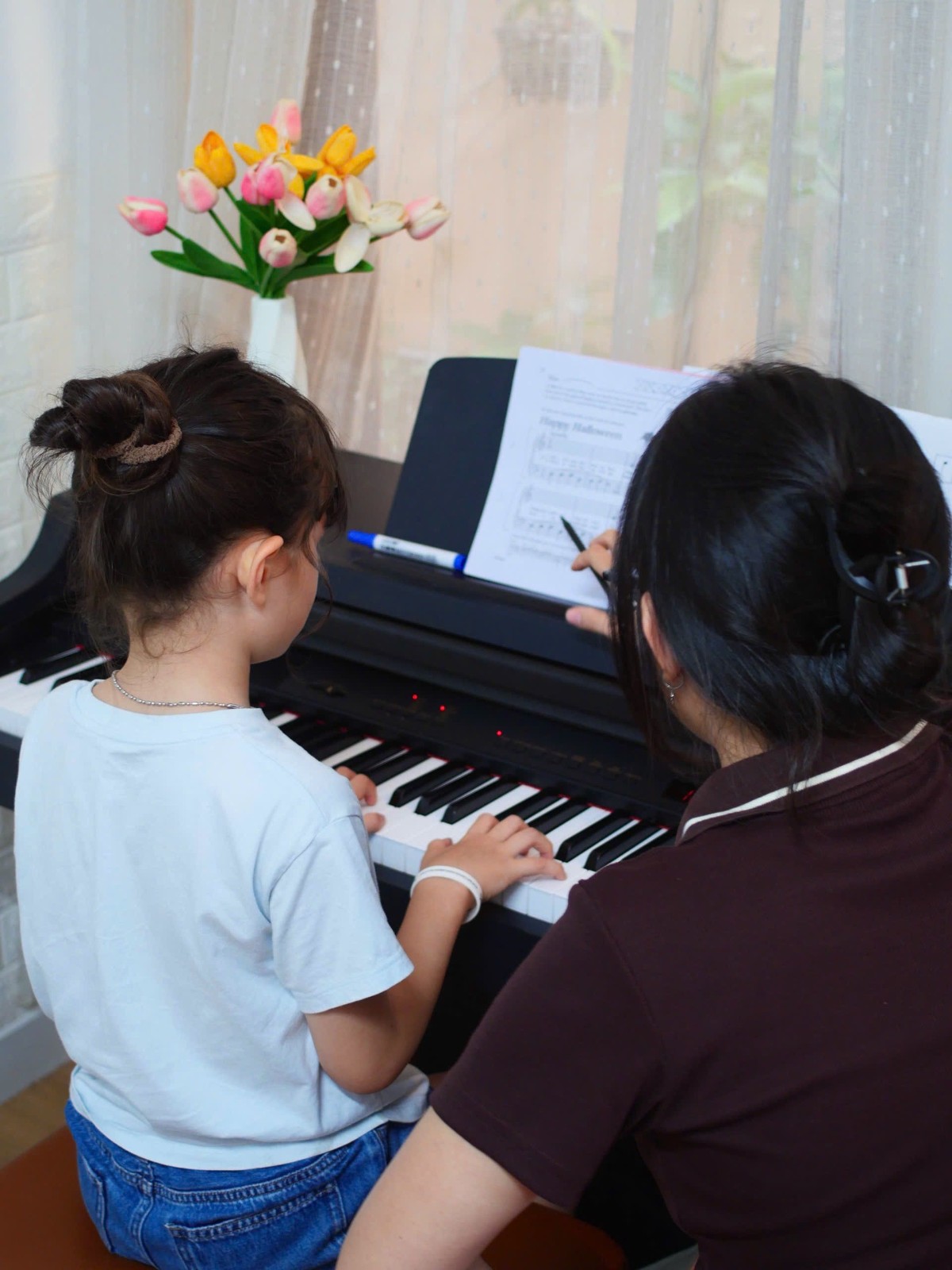 Iniya Music Keyboard Classes